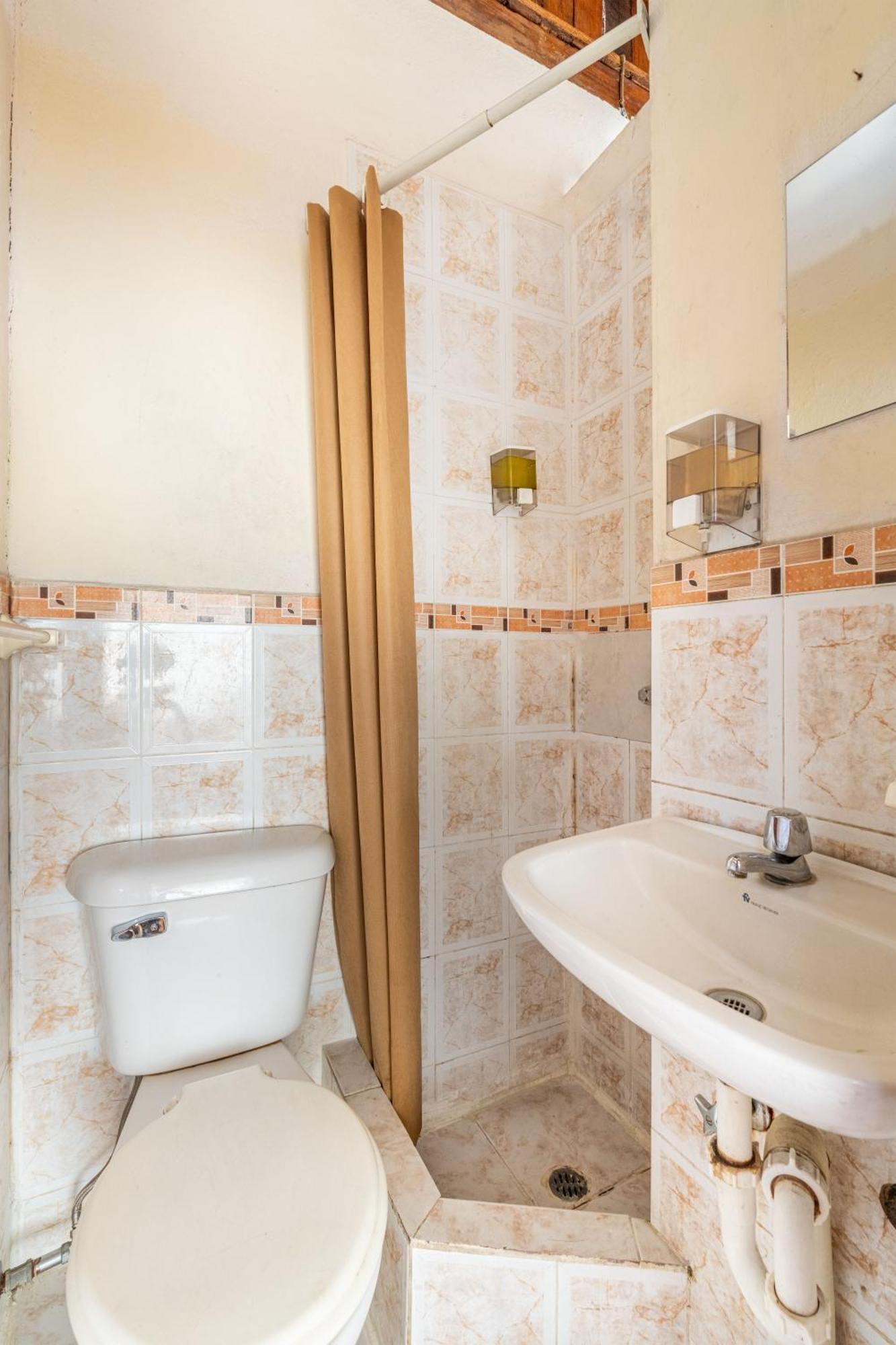 Hostal La Suite Sangolqui Luaran gambar