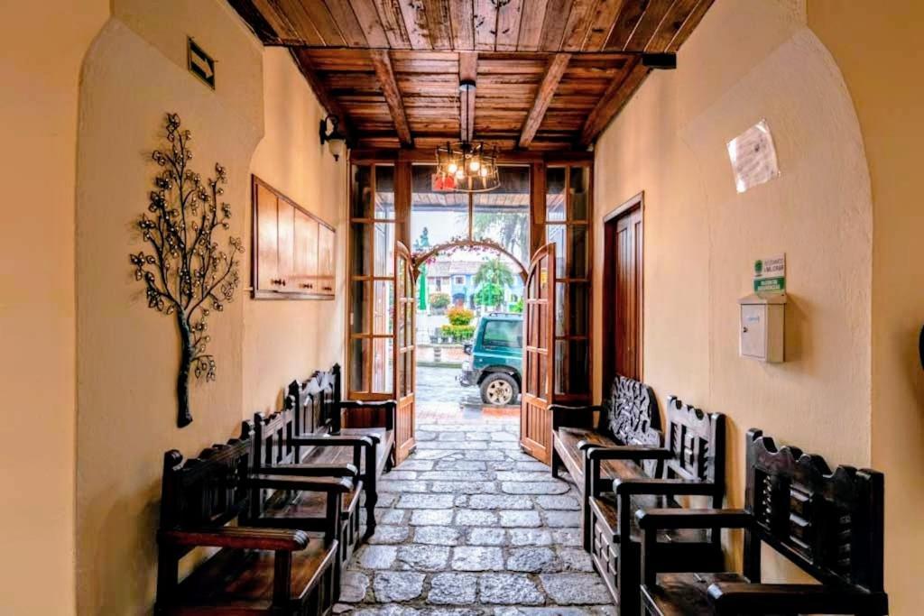 Hostal La Suite Sangolqui Luaran gambar
